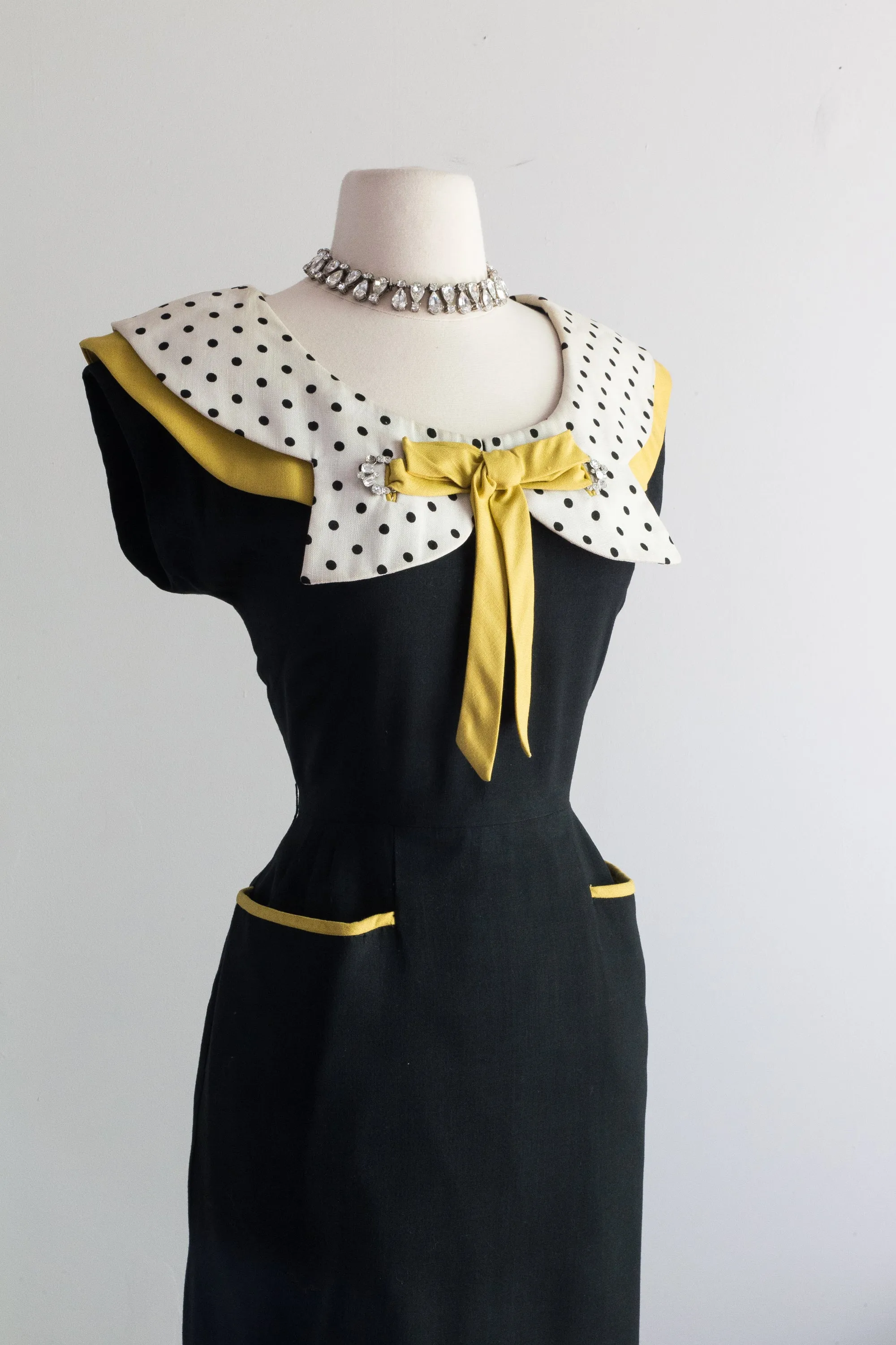 1950's Bee's Knees Black & Yellow Polka Dot Wiggle Dress / Medium