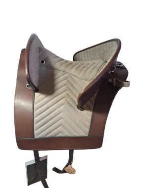 DP Saddlery Lisboa 7540