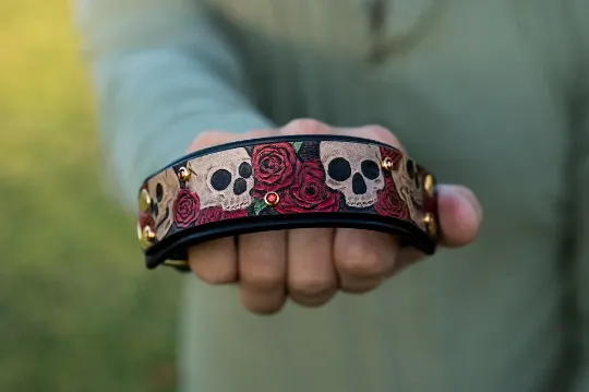 Skull and Roses Dog Collar